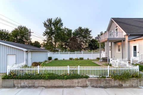 Tiny photo for 701 N Oliver Street, Rushville, IN 46173 (MLS # 202639326)