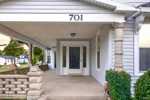 Tiny photo for 701 N Oliver Street, Rushville, IN 46173 (MLS # 202639326)