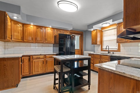 Tiny photo for 701 N Oliver Street, Rushville, IN 46173 (MLS # 202639326)