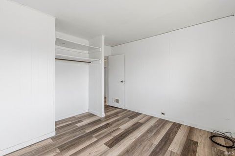 Tiny photo for 2110 S Gertrude Street, South Bend, IN 46613 (MLS # 202609394)