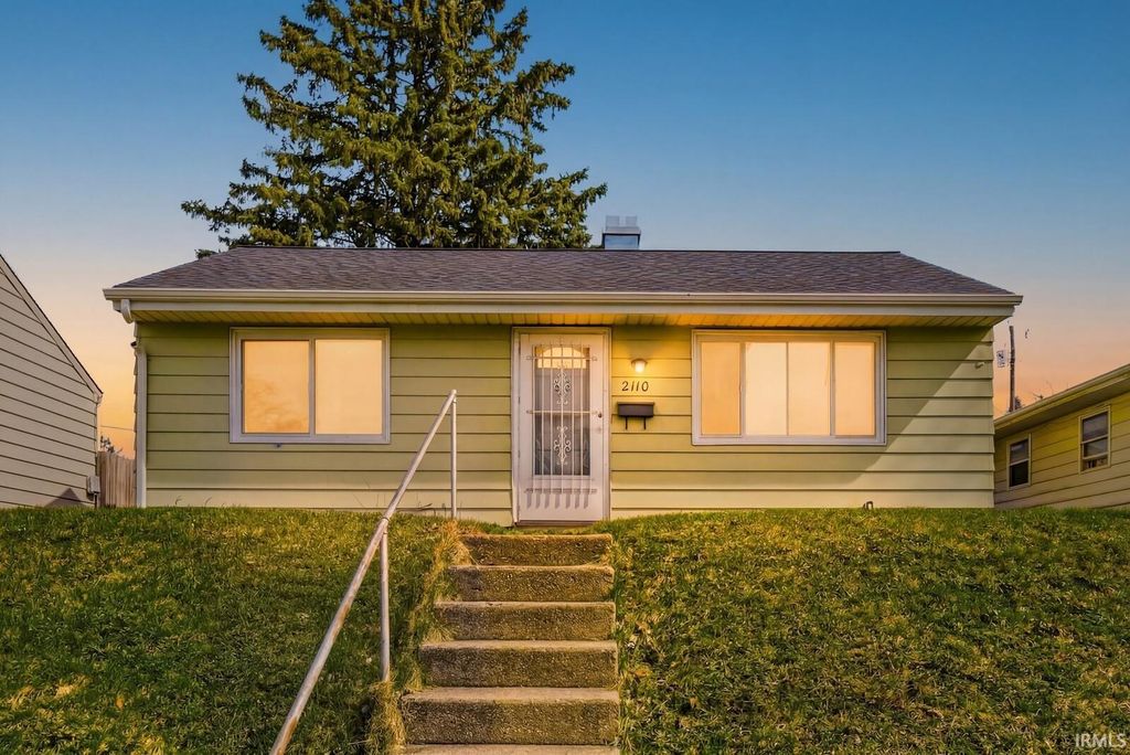 Photo of 2110 S Gertrude Street, South Bend, IN 46613 (MLS # 202609394)