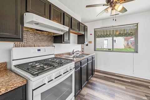 Tiny photo for 2110 S Gertrude Street, South Bend, IN 46613 (MLS # 202609394)