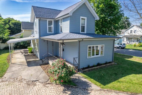 Tiny photo for 341 E High Street, Huntington, IN 46750 (MLS # 202627354)