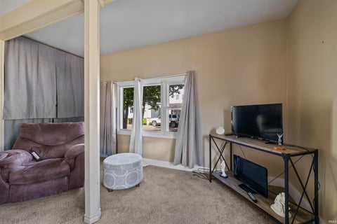 Tiny photo for 341 E High Street, Huntington, IN 46750 (MLS # 202627354)