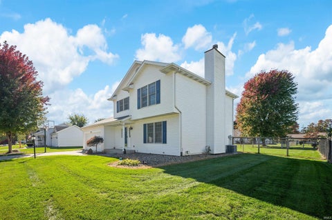 Tiny photo for 52183 Woodsedge Drive, Granger, IN 46530 (MLS # 202643631)