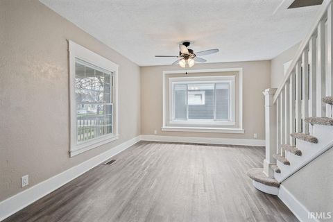 Tiny photo for 1217 S WASHINGTON Street, Kokomo, IN 46902 (MLS # 202612142)