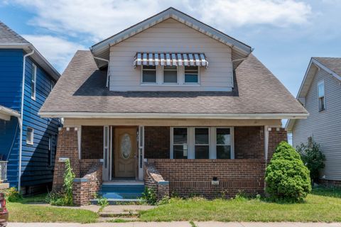 Photo of 420 S Olive Street, South Bend, IN 46619 (MLS # 202544210)