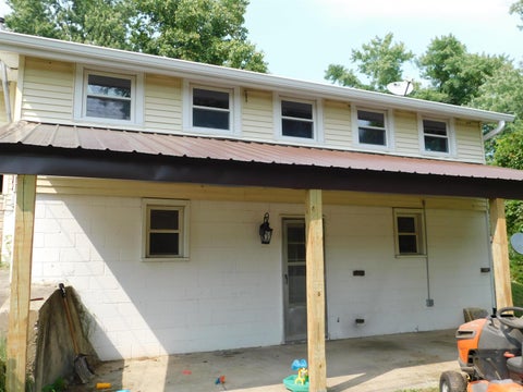 Tiny photo for 320 20th Street, Bedford, IN 47421 (MLS # 202632691)