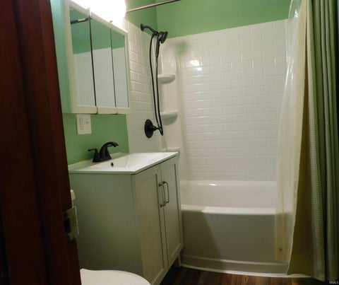 Tiny photo for 320 20th Street, Bedford, IN 47421 (MLS # 202632691)