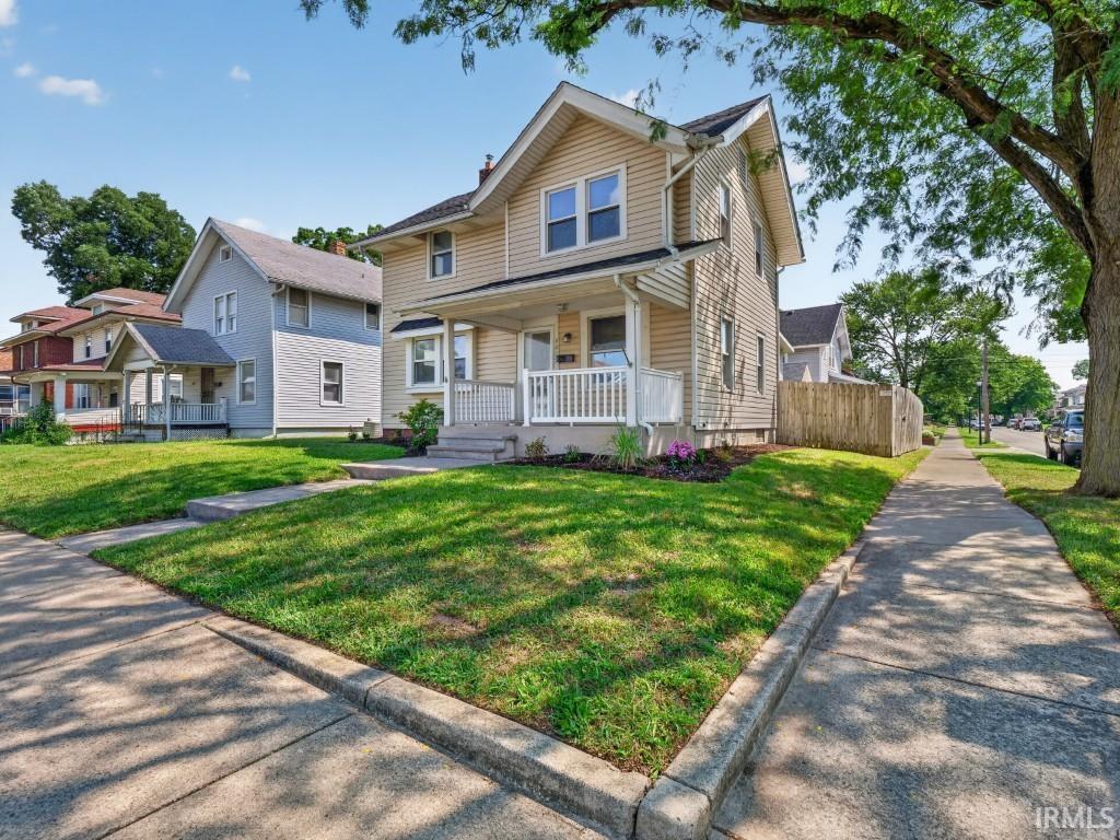 Photo of 4025 S Calhoun Street, Fort Wayne, IN 46807 (MLS # 202631229)