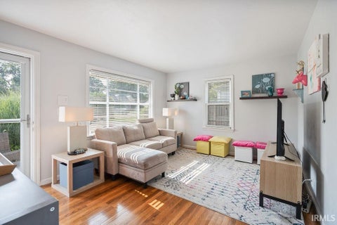 Tiny photo for 2303 S Indiana Avenue, Kokomo, IN 46902 (MLS # 202631120)