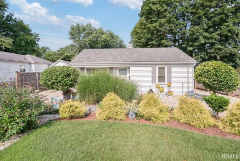 Photo of 2303 S Indiana Avenue, Kokomo, IN 46902 (MLS # 202631120)