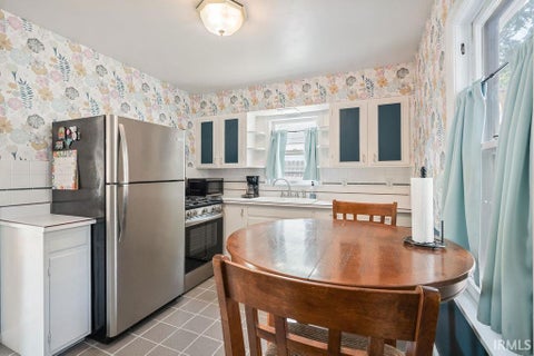 Tiny photo for 2303 S Indiana Avenue, Kokomo, IN 46902 (MLS # 202631120)