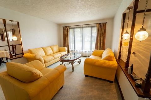 Tiny photo for 2912 Osage Drive, Kokomo, IN 46902 (MLS # 202542879)