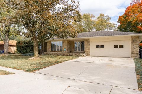 Photo of 2912 Osage Drive, Kokomo, IN 46902 (MLS # 202542879)