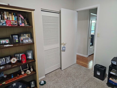 Tiny photo for 303 Princeton Lane, Logansport, IN 46947 (MLS # 202640852)