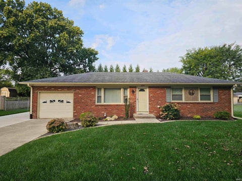 Photo of 303 Princeton Lane, Logansport, IN 46947 (MLS # 202640852)