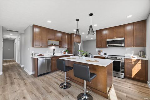 Photo of 531 S Westwood Drive, Bloomington, IN 47403 (MLS # 202546142)