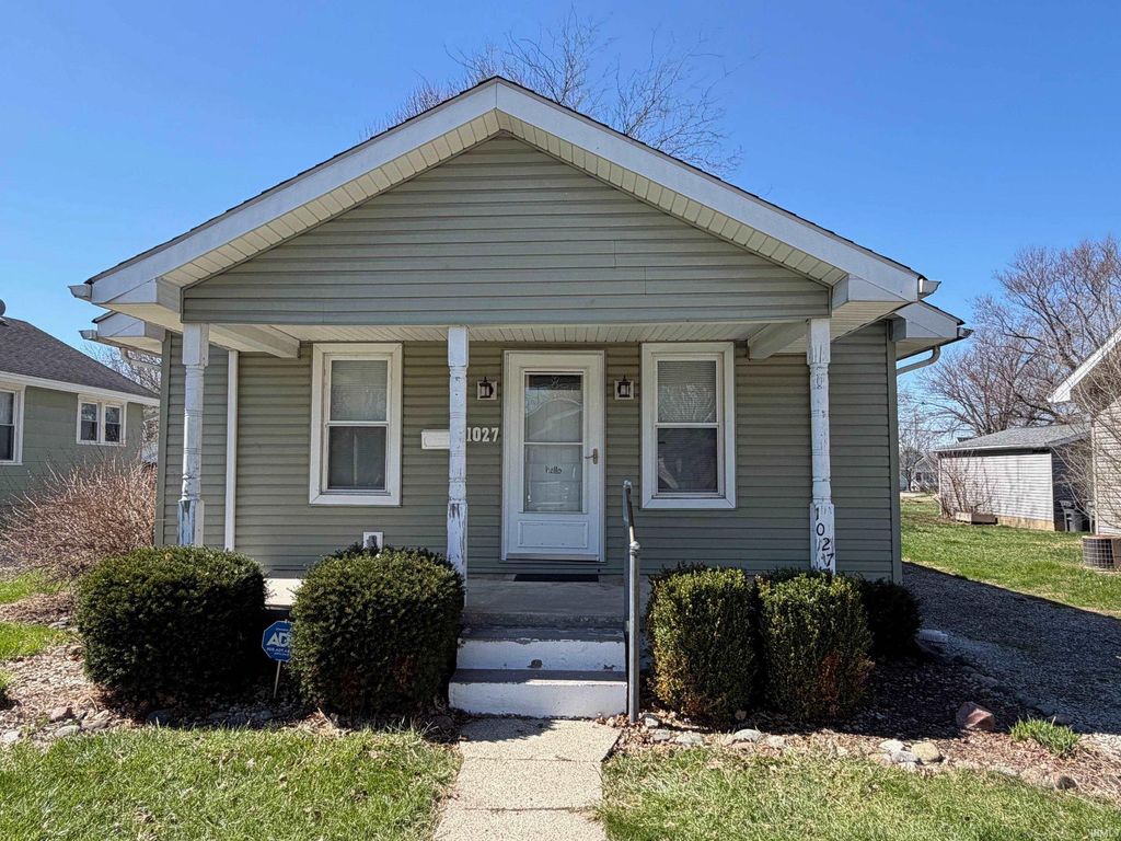 Photo of 1027 S McCann Street, Kokomo, IN 46902 (MLS # 202610606)