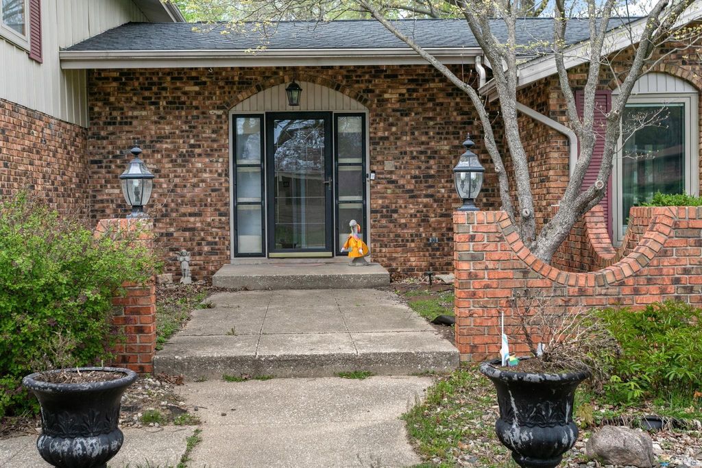 Photo of 19273 Serene Drive, South Bend, IN 46637 (MLS # 202615343)