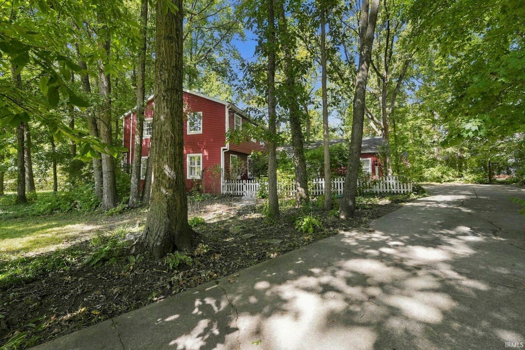 Photo of 4110 W Heath Drive, Muncie, IN 47304 (MLS # 202638865)