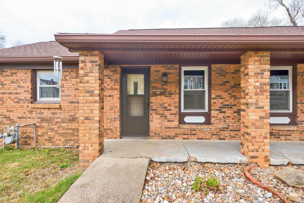 Photo of 703 NW 1st Street, Washington, IN 47501 (MLS # 202611704)
