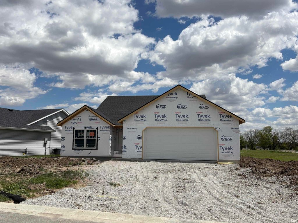 Photo of 1162 Kayde Lane, Bluffton, IN 46714 (MLS # 202617678)