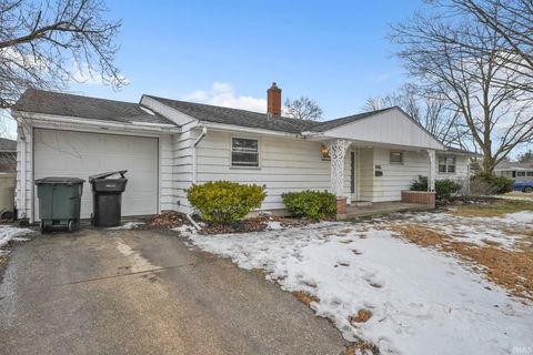 2306 Club Drive, South Bend, IN 46615 - MLS#: 202507430