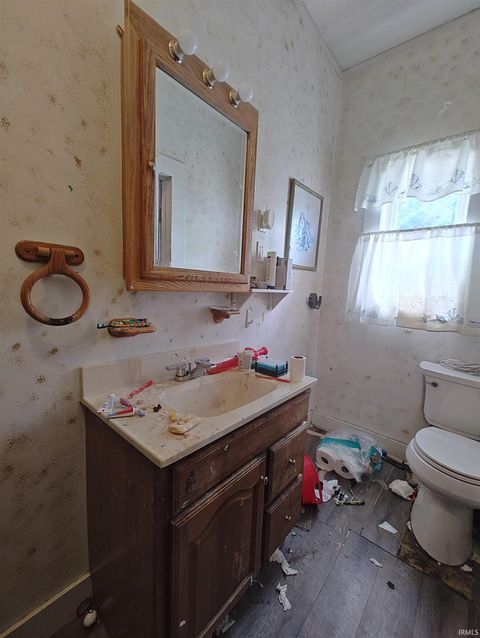 Tiny photo for 728 N Market Street, Winamac, IN 46996 (MLS # 202616664)