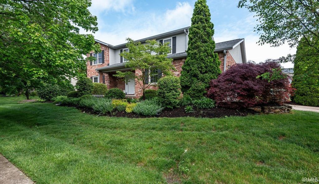 Photo of 3107 E Kensington Park Drive, Bloomington, IN 47401 (MLS # 202616831)
