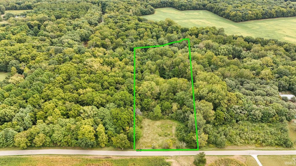 Photo of V/L 600 E ST, North Manchester, IN 46962 (MLS # 202629303)