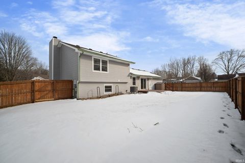 Tiny photo for 3003 Sullivan Street, West Lafayette, IN 47906 (MLS # 202604341)