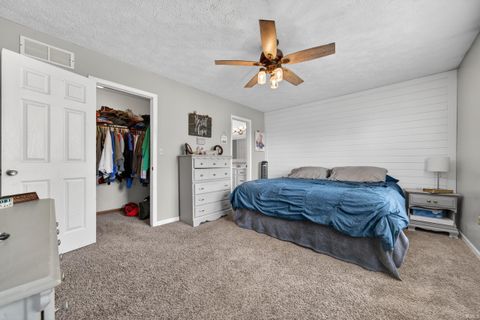 Tiny photo for 305 Kingsmill Drive, Logansport, IN 46947 (MLS # 202617045)