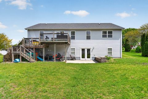 Tiny photo for 305 Kingsmill Drive, Logansport, IN 46947 (MLS # 202617045)
