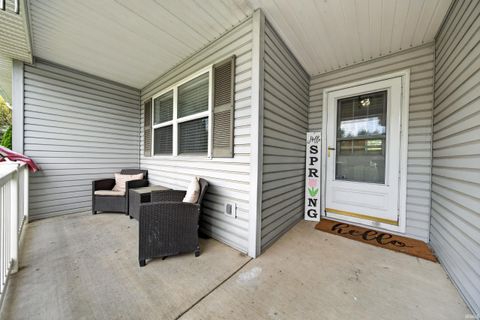 Tiny photo for 305 Kingsmill Drive, Logansport, IN 46947 (MLS # 202617045)