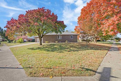 Photo of 507 Tumbleweed Drive, Kokomo, IN 46901 (MLS # 202542731)