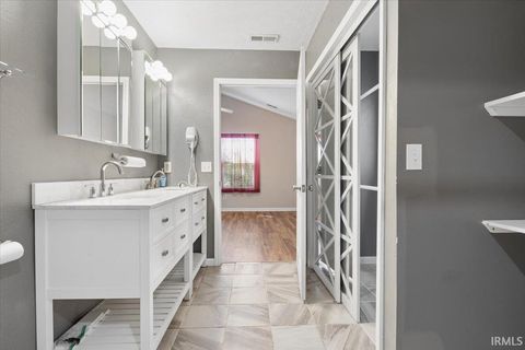 Tiny photo for 916 Zartman Road, Kokomo, IN 46902 (MLS # 202614800)