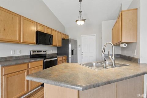 Tiny photo for 916 Zartman Road, Kokomo, IN 46902 (MLS # 202614800)