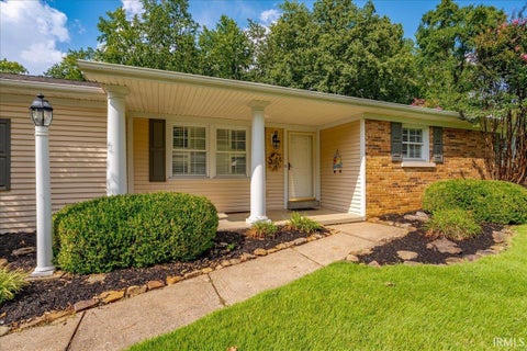 Tiny photo for 7588 Broadview Drive, Newburgh, IN 47630 (MLS # 202635394)