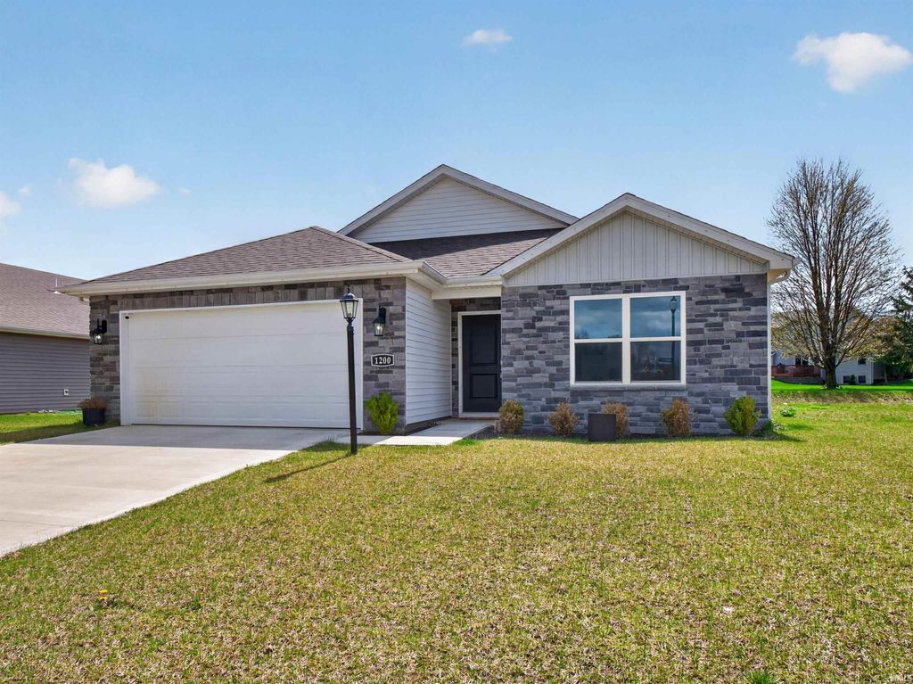 Photo of 1200 Greenbrier Boulevard, Warsaw, IN 46582 (MLS # 202613265)