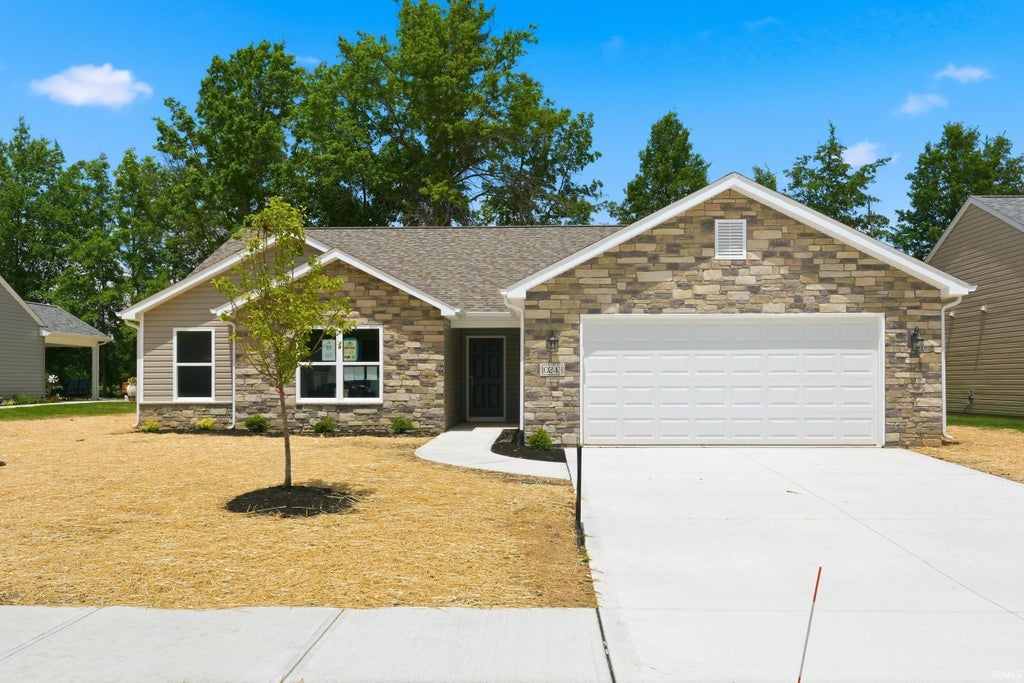 Photo of 10243 Tirian Place, Fort Wayne, IN 46835 (MLS # 202623850)