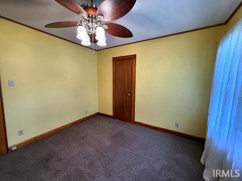 Tiny photo for 5220 Broadway Avenue, Evansville, IN 47712 (MLS # 202638043)