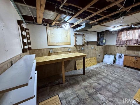 Tiny photo for 5220 Broadway Avenue, Evansville, IN 47712 (MLS # 202638043)