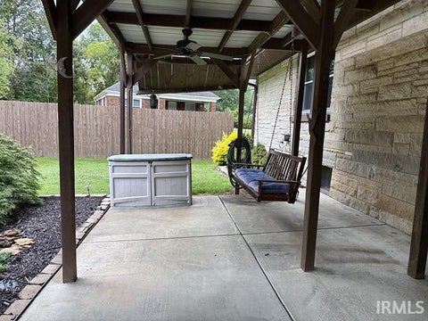 Tiny photo for 5220 Broadway Avenue, Evansville, IN 47712 (MLS # 202638043)