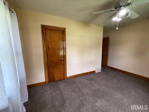 Tiny photo for 5220 Broadway Avenue, Evansville, IN 47712 (MLS # 202638043)