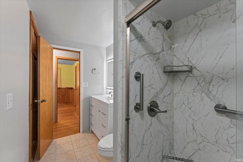 Tiny photo for 52083 Kenilworth Road, South Bend, IN 46637 (MLS # 202635349)