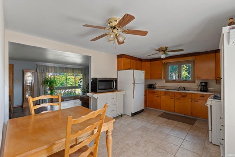 Tiny photo for 52083 Kenilworth Road, South Bend, IN 46637 (MLS # 202635349)