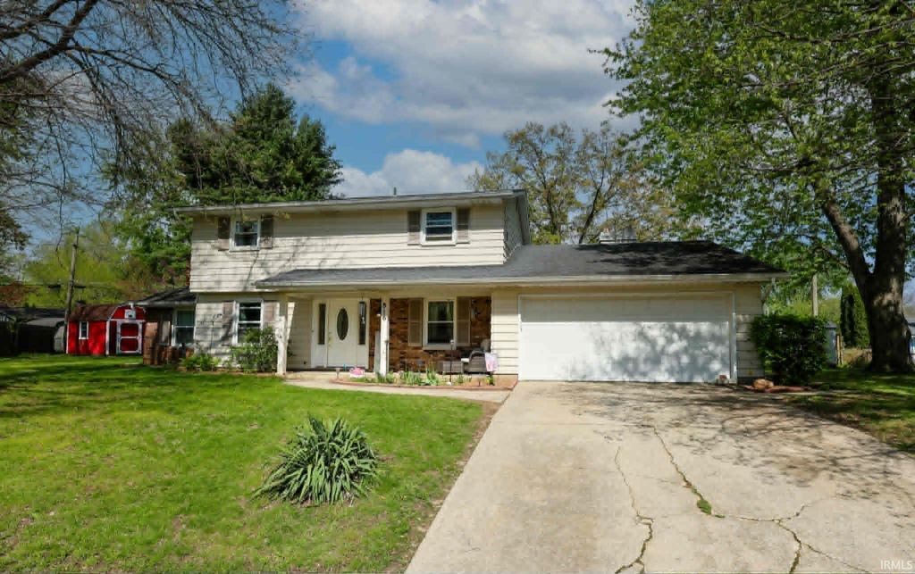 Photo of 816 San Juan Circle, Fort Wayne, IN 46815 (MLS # 202615859)