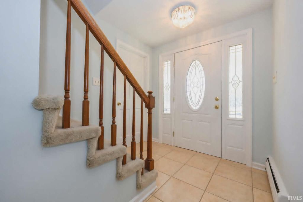 Photo of 816 San Juan Circle, Fort Wayne, IN 46815 (MLS # 202615859)