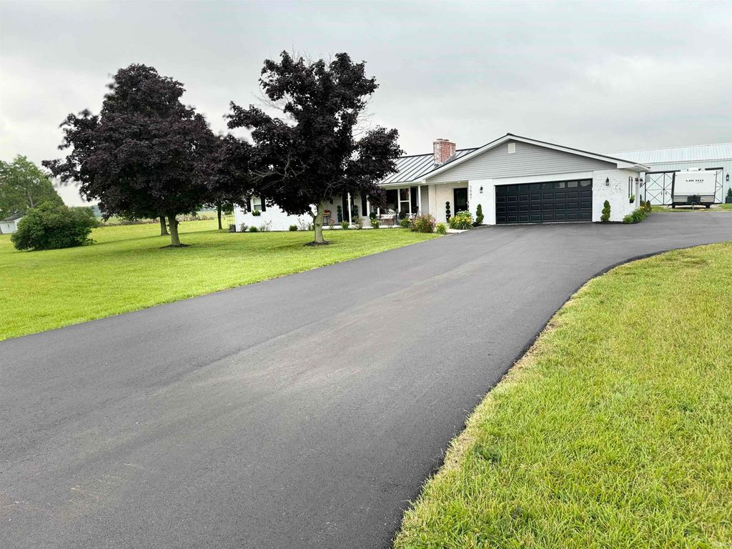 Photo of 5881 E County Road 1300 N, Eaton, IN 47338 (MLS # 202607832)